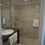 高级海滩酒店 5* 格勒姆