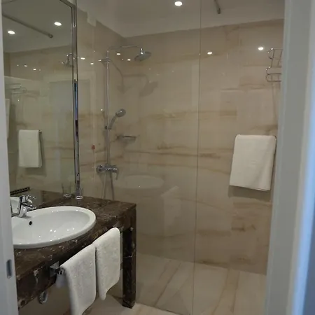 Premium 5* Golem (Tirana)