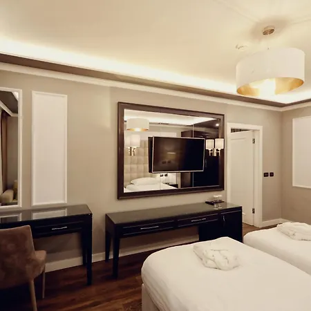 Premium Hotel