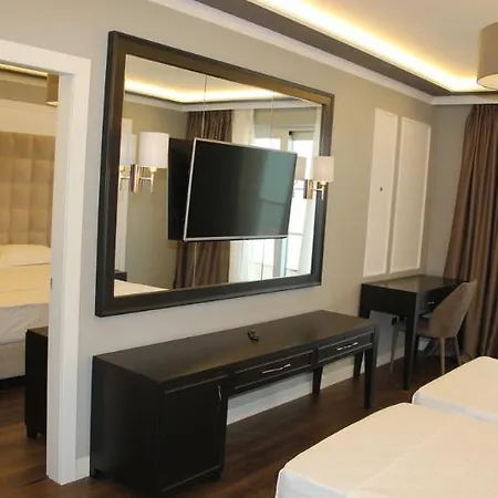 Premium 5* Golem (Tirana)