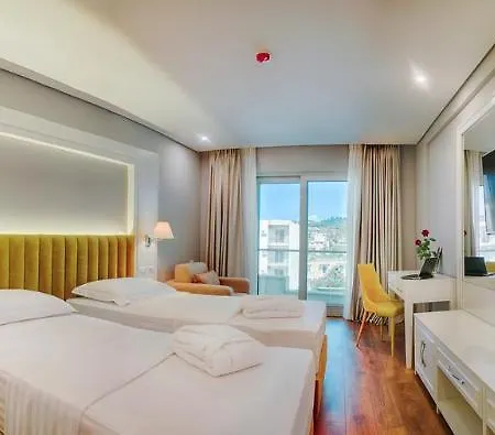 Premium 5* Golem (Tirana)