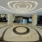 بريميوم بيتش فندق