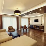 بريميوم بيتش فندق