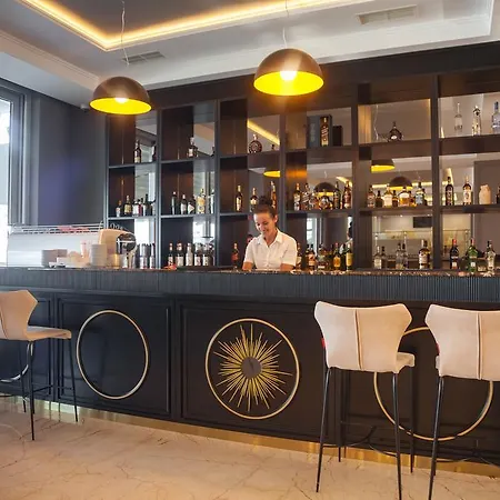 Premium Hotel 5*