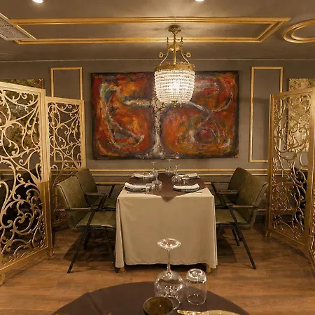 Hotel Premium Golem (Tirana)