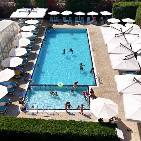 Premium Hotel 5*
