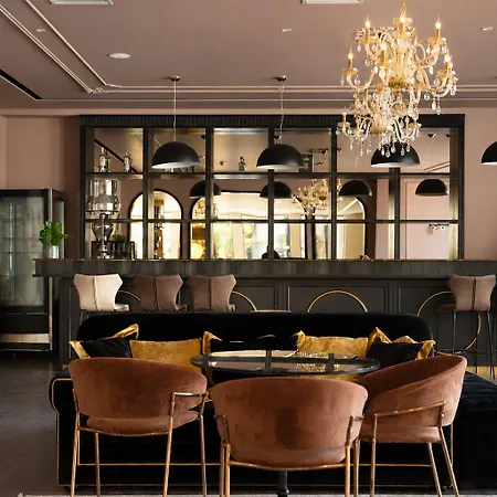 Premium Hotel Golem (Tirana)