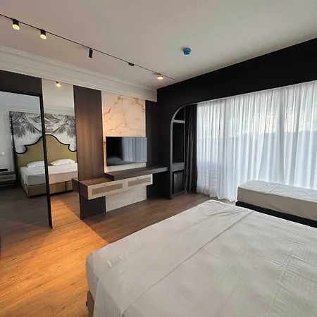 Premium 5* Golem (Tirana)