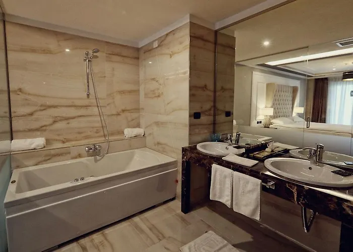 Premium Otel Golem (Tirana)