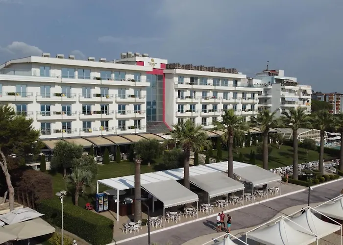 Premium Golem (Tirana)