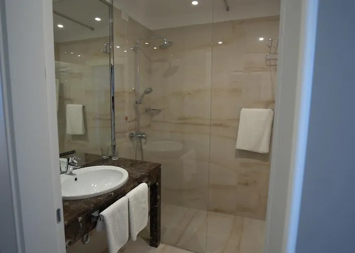 Premium 5* Golem (Tirana)