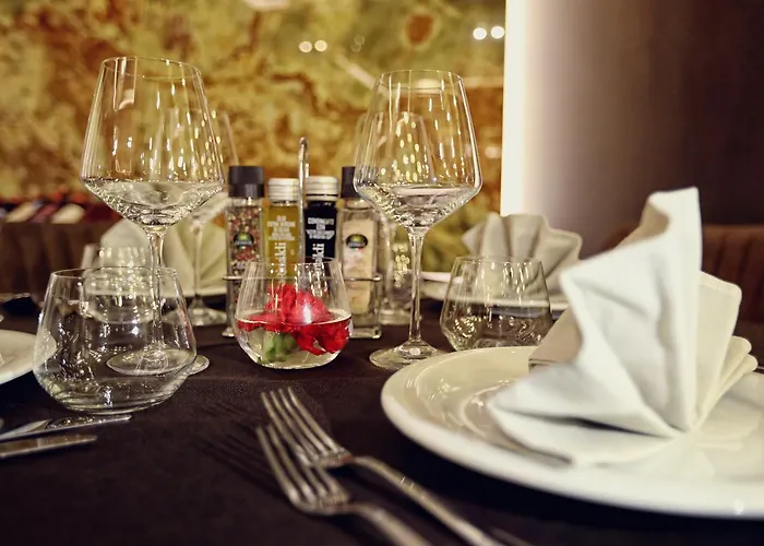 Otel Premium Golem (Tirana)