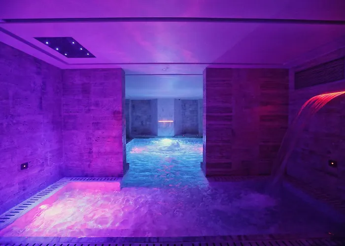 Premium Otel Golem (Tirana)